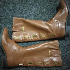 Shoe Dazzle Sawyer Boots